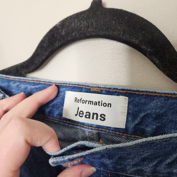 REFORMATION Hanna Mid Rise Relaxed Jean - Picture 5 of 7